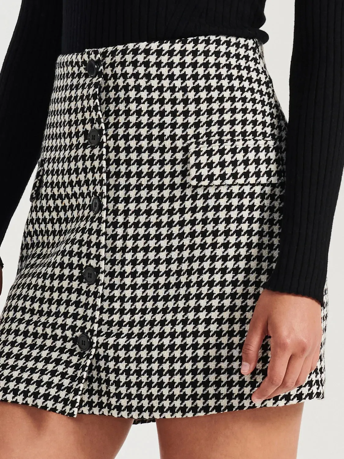 Bella Woven Mini Skirt (Houndstooth)