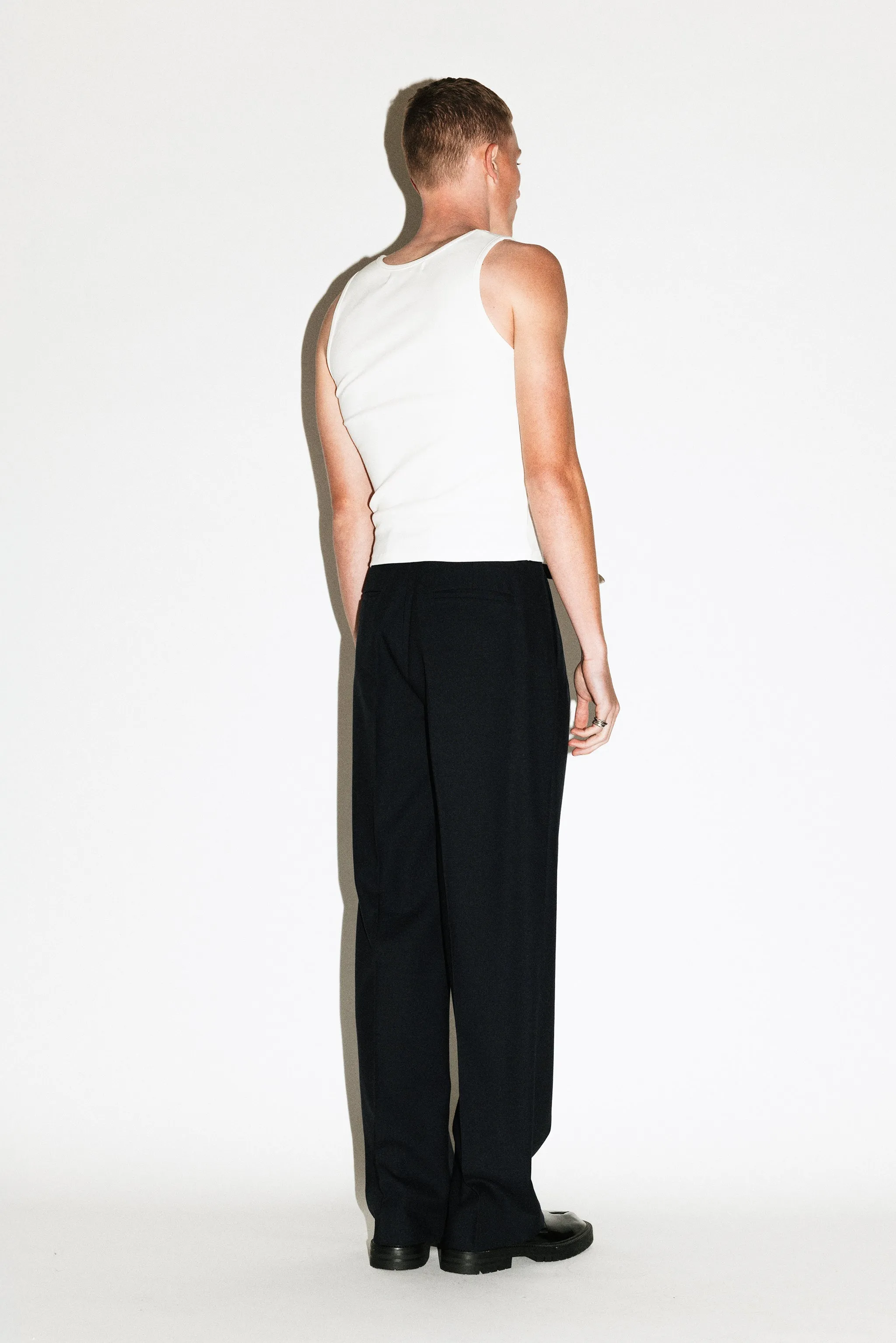 Dume Wide-Leg Ultra-Pleated Trouser  |  Black